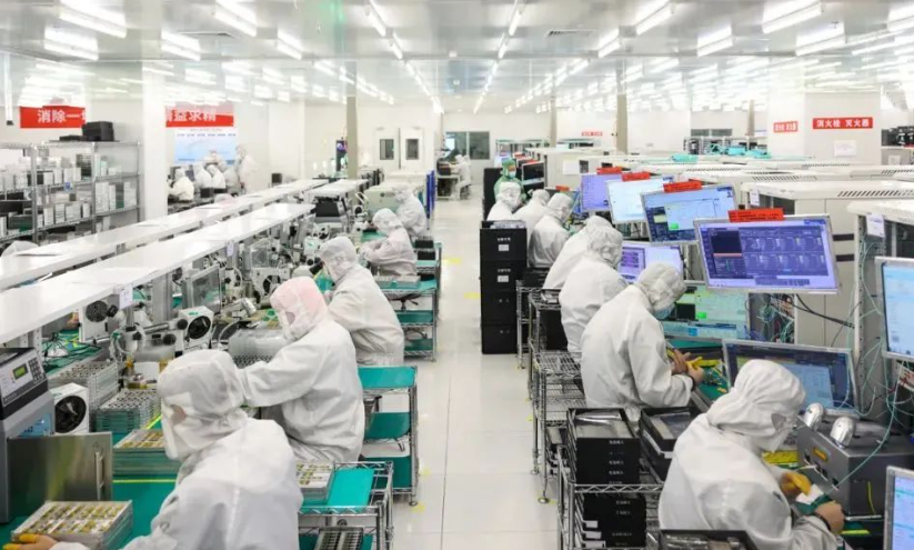 重庆一利办公家具：板式文件柜与钢制文件柜的选型对比分析